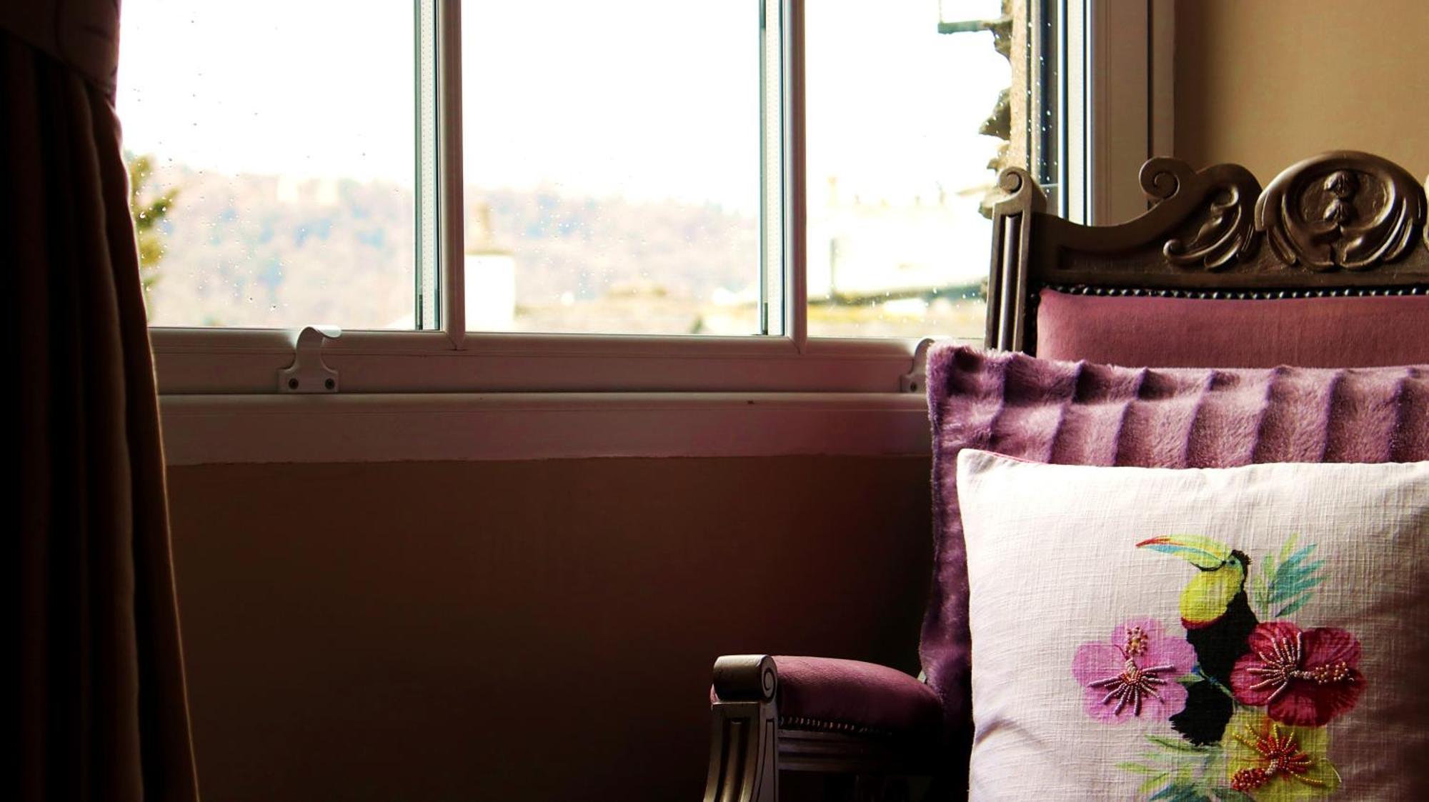 Bowness Bay Suites (Adults Only) Bagian luar foto
