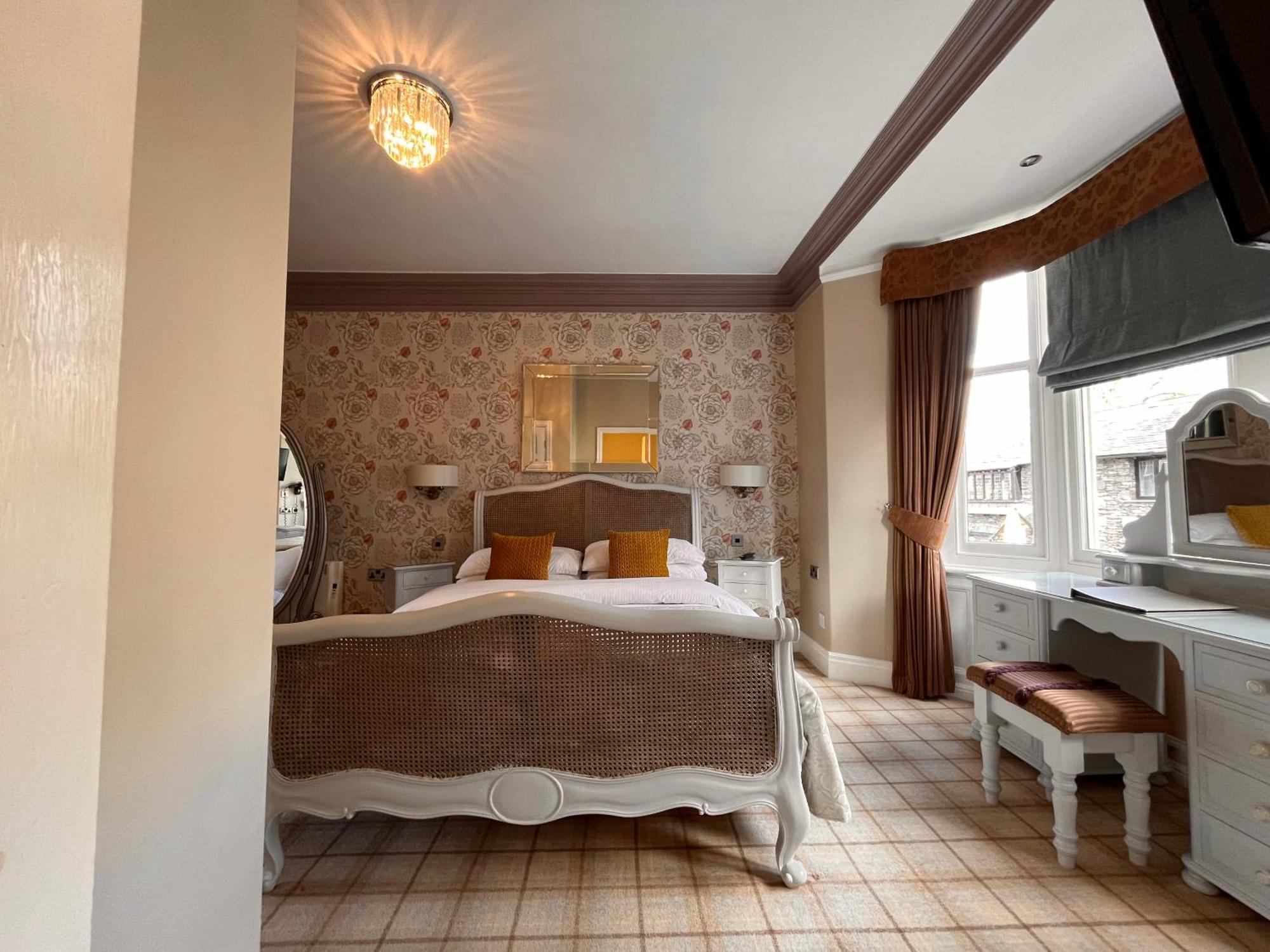 Bowness Bay Suites (Adults Only) Bagian luar foto