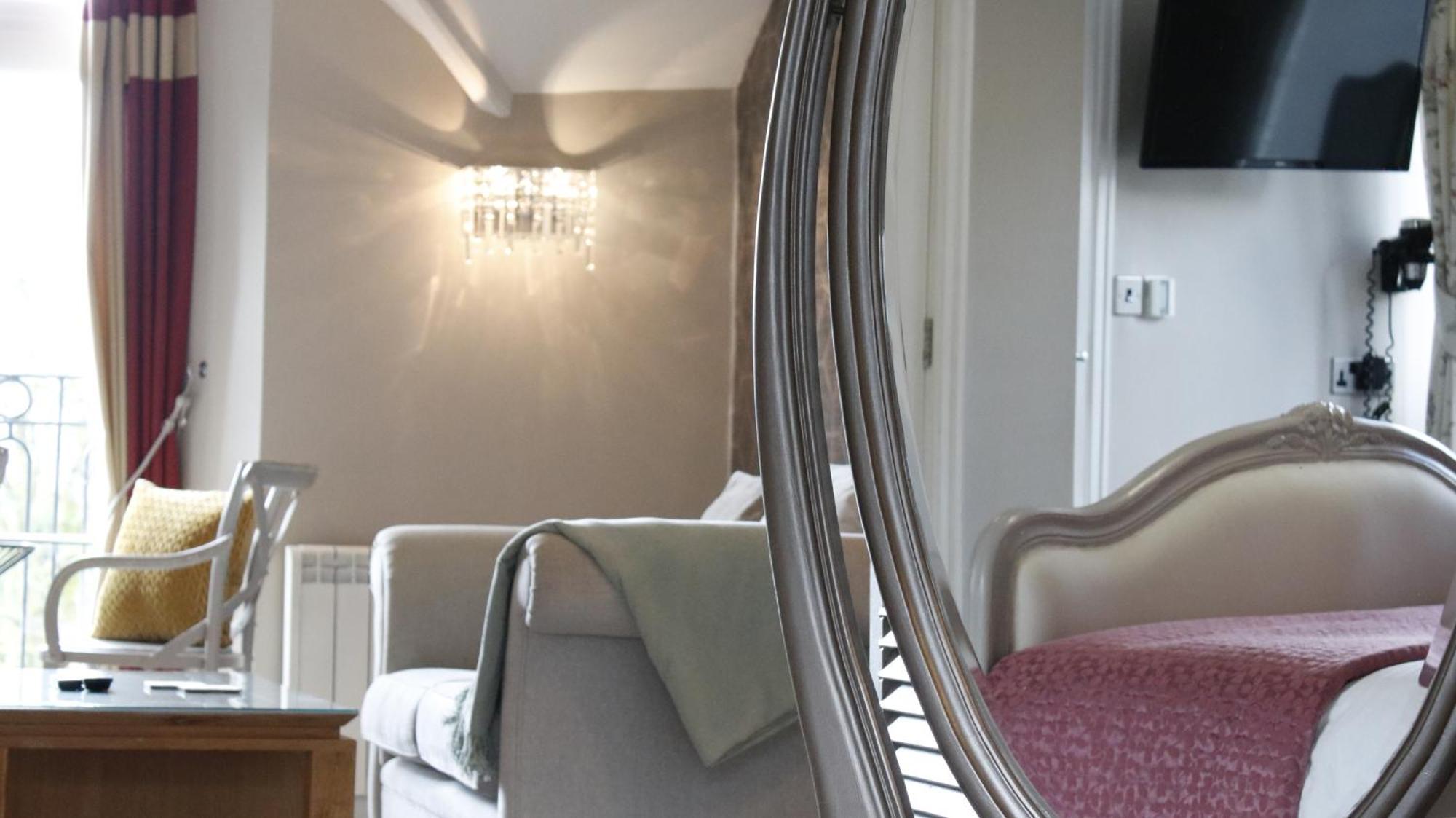 Bowness Bay Suites (Adults Only) Bagian luar foto