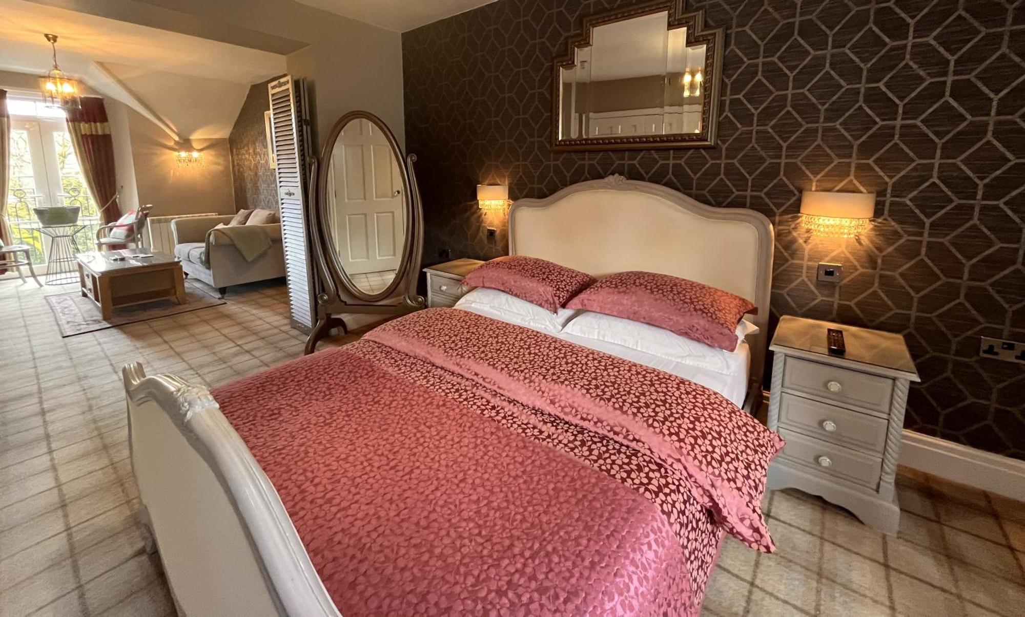 Bowness Bay Suites (Adults Only) Bagian luar foto