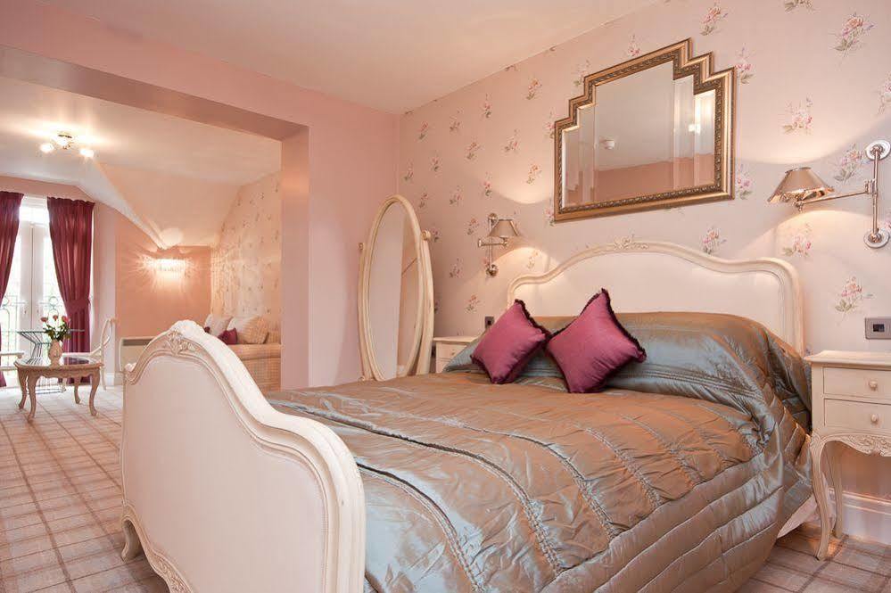 Bowness Bay Suites (Adults Only) Bagian luar foto