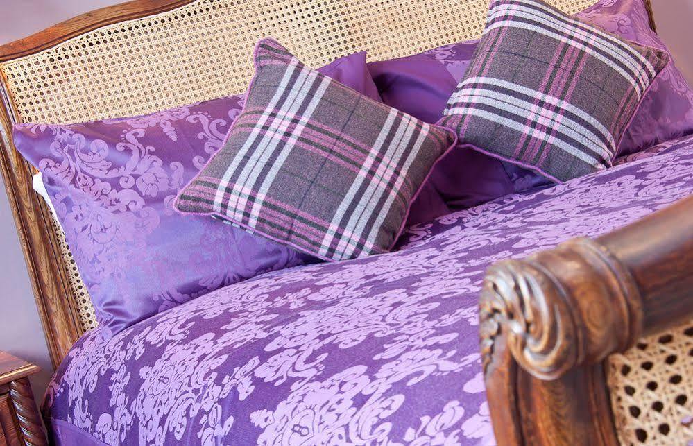Bowness Bay Suites (Adults Only) Bagian luar foto